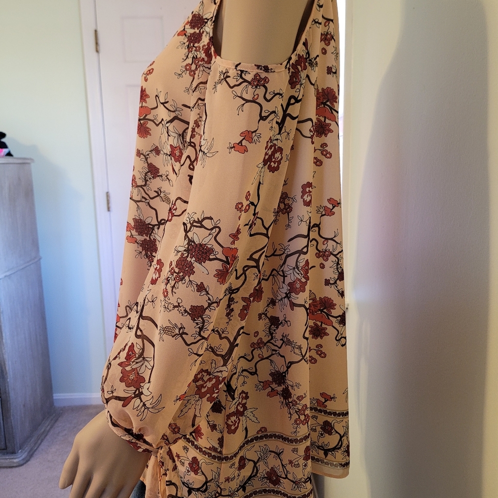 3/$15 MAX EDITION BLOUSE MEDIUM PETITE - Picture 4 of 5
